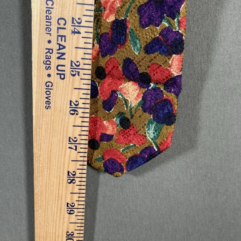 Emanuel Ungaro Paris Silk Tie Colorful‎ Abstract USA Made Designer Necktie